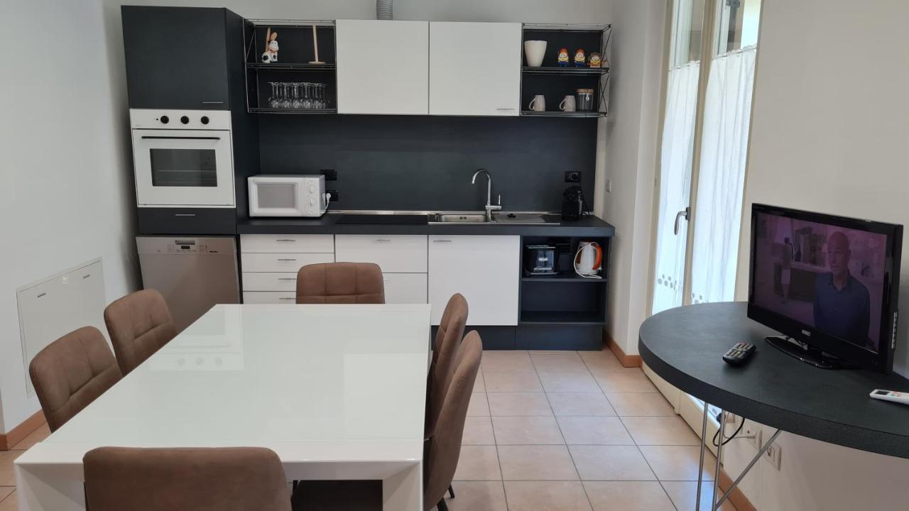 Appartamento Quadrivium Castelnuovo del Garda Buitenkant foto